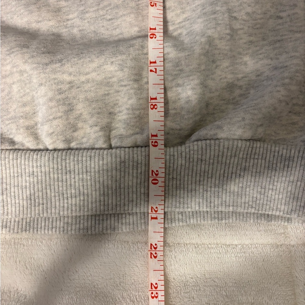 Hollister Gray Crew Neck Sweater with Ribbed Trim - Picture 4 of 7